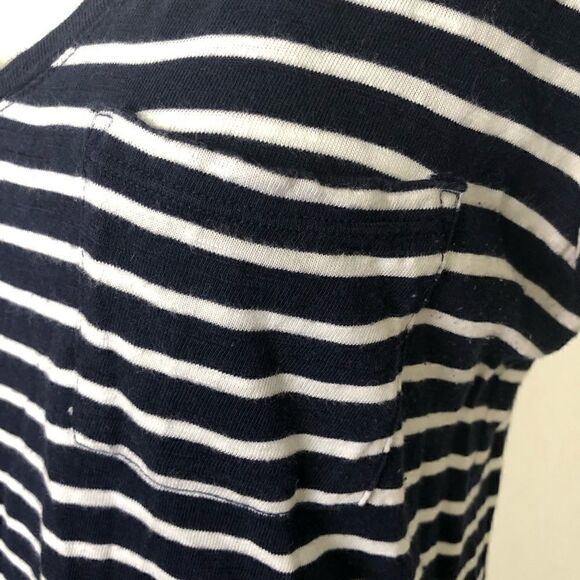 Gap size medium navy/white striped tshirt dress - Picture 2 of 9